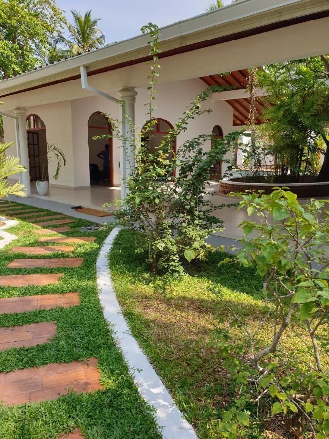 Bella Vita Aluthgama Exterior foto